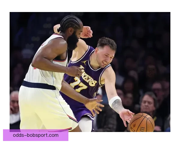 东契奇腿筋拉伤真因揭晓 湖人将帅回应伤病 詹姆斯强调健康是最重要财富