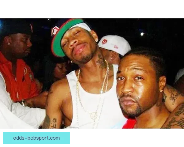 西蒙斯晒豪华渔获引关注球迷惊叹两亿美金生活太爽