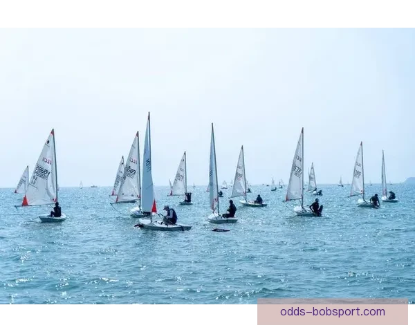 三亚亚沙会中国队帆船攀岩双项目夺金盛况